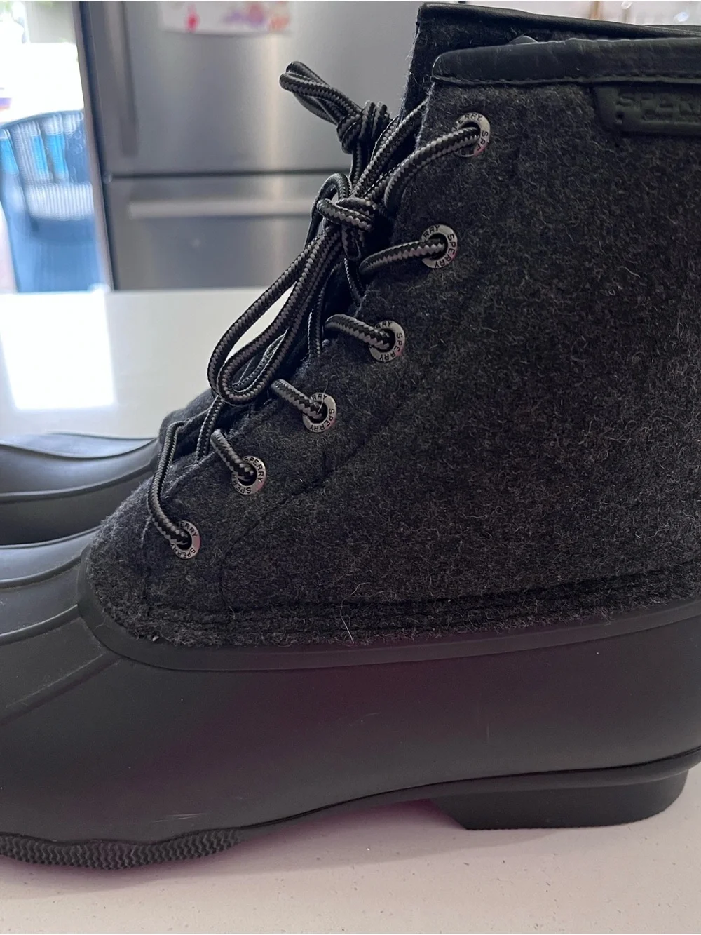 Sperry Men’s dark grey wool & black rubber Saltwater duck boots, size 11